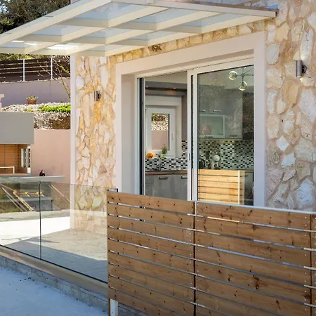 Villa Nightingale & Corfu