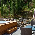 Villa Nightingale & Corfu