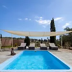 Villa Nightingale & Corfu *