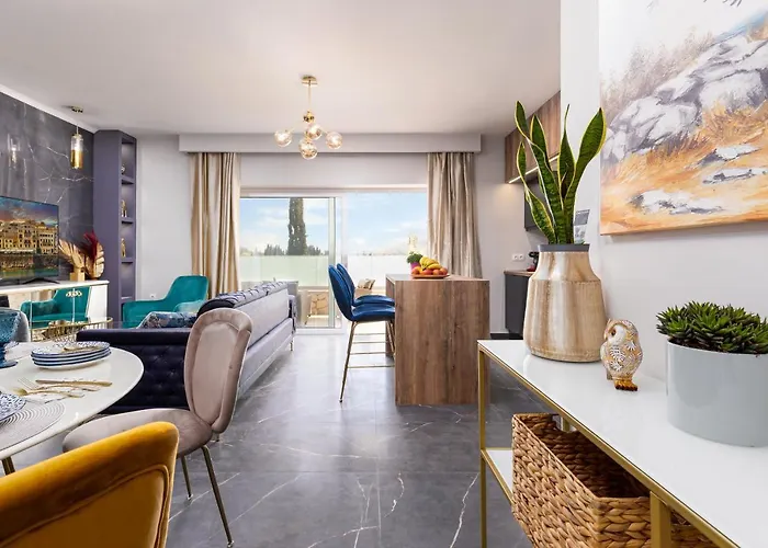 Villa Nightingale & Corfu *