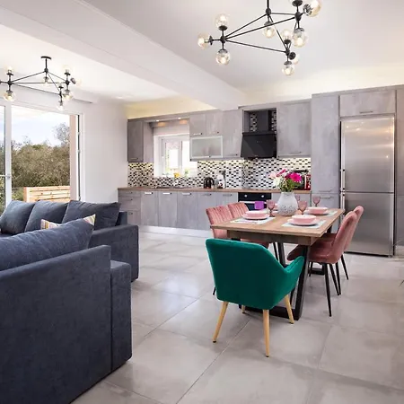 Villa Nightingale & Corfu Gazátika