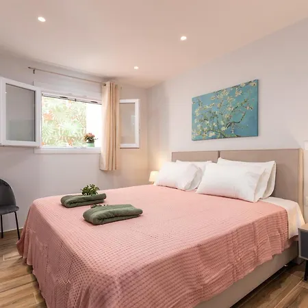 Villa Nightingale & Corfu Gazátika