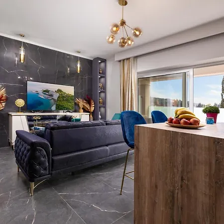 Villa Nightingale & Corfu *