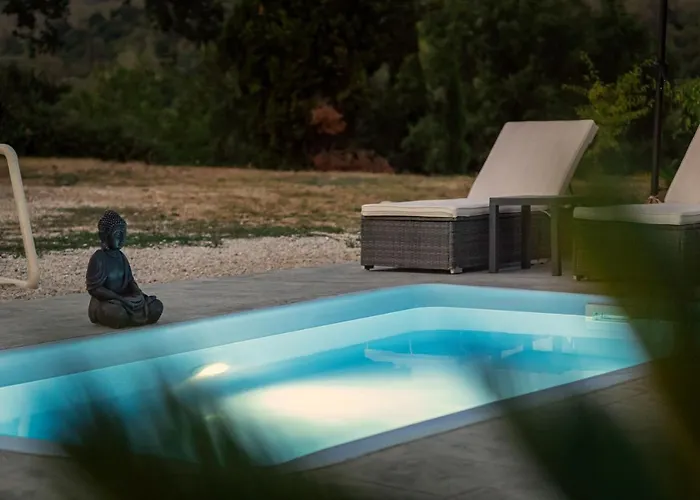 Vila Nightingale & Corfu Gazátika